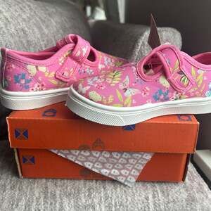 Oomphies Olivia Toddler Girls Butterfly Pink Canvas Mary Jane Sneakers